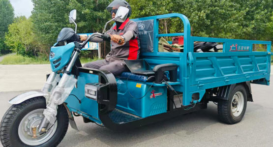 电动三轮车